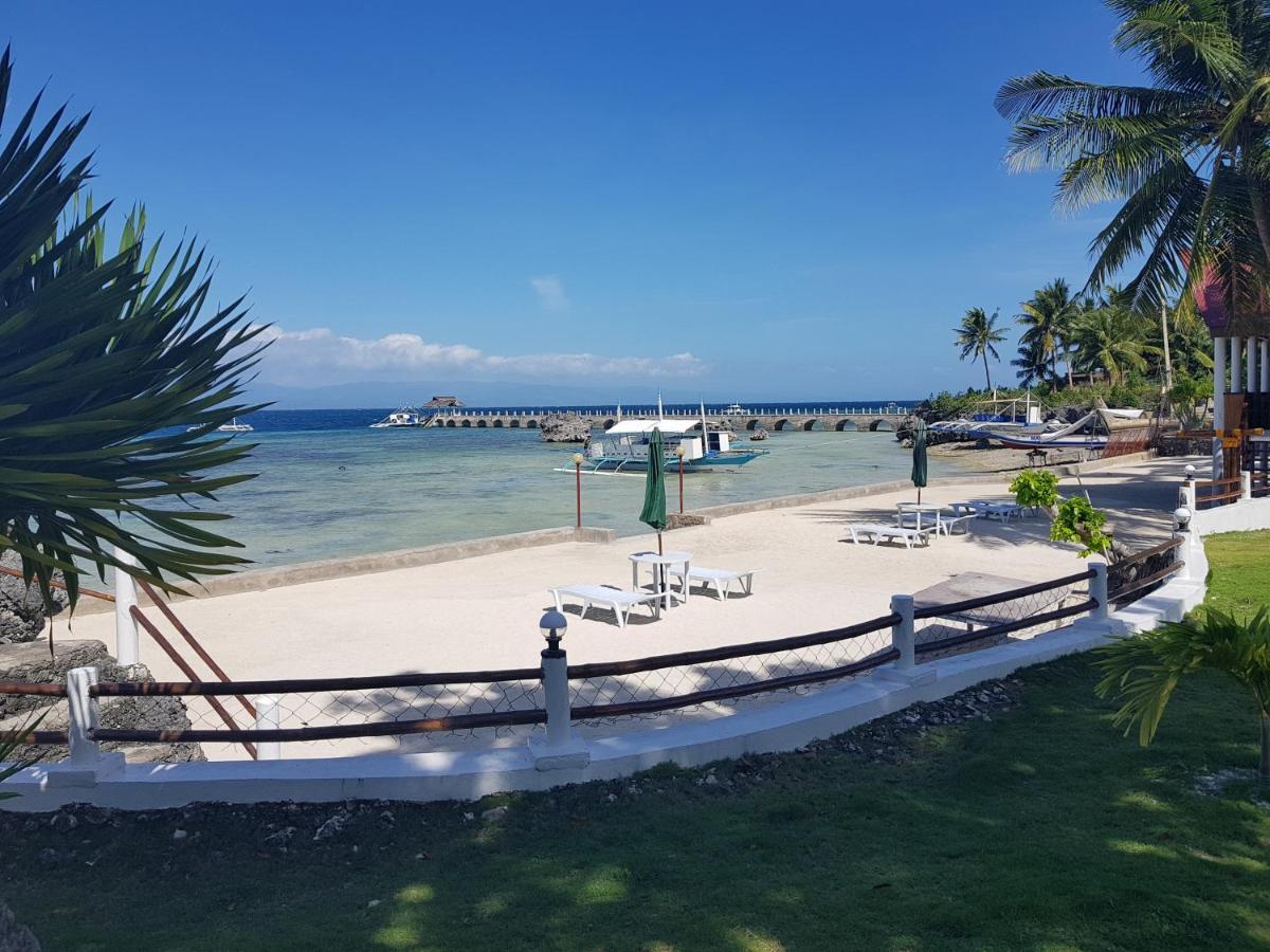Tauig Beach Resort Moalboal Eksteriør bilde