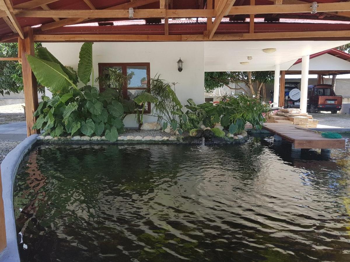 Tauig Beach Resort Moalboal Eksteriør bilde