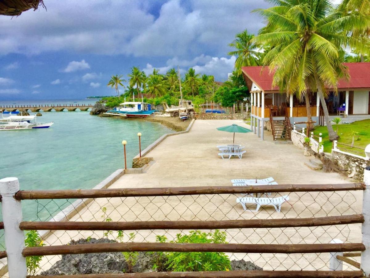 Tauig Beach Resort Moalboal Eksteriør bilde